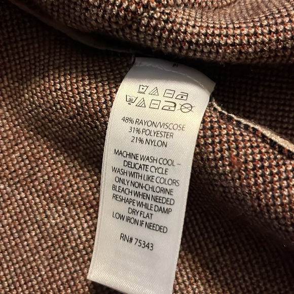 Halston coat - Picture 6 of 6